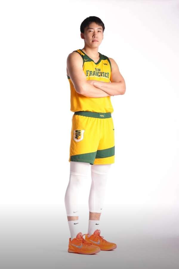 王俊杰NCAA持续输出两场10+ 赵维伦渐获信任展现策应能力