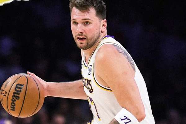 NBA／东契奇27岁生日夜率队三连胜 詹姆斯一战刷新三大历史纪录